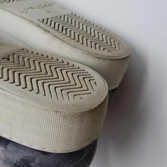 j/slides NYC Women US 8 grey camouflage sneakers suede slip on - Picture 9 of 10